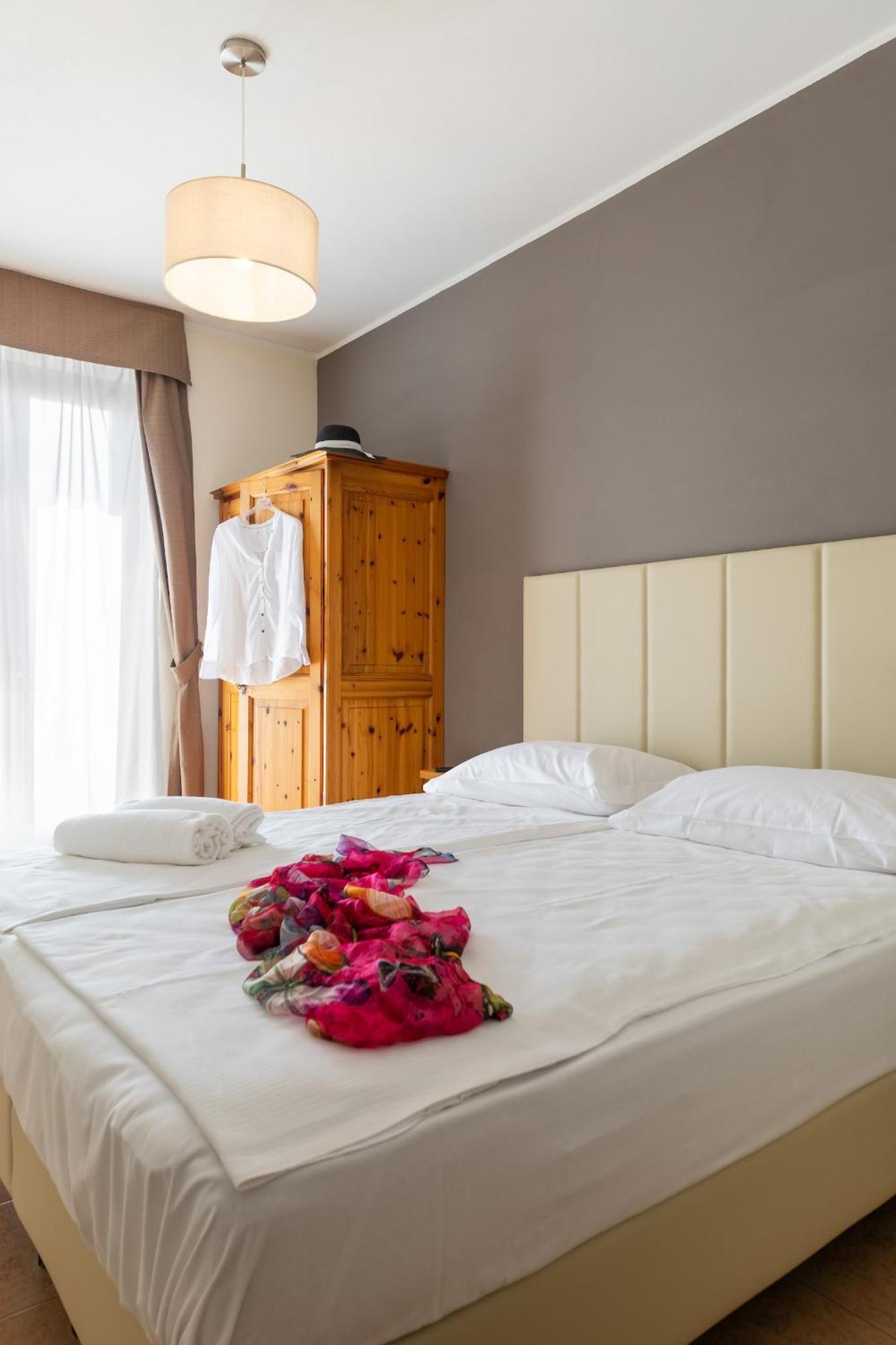 Agritur Eden Marone Villa ริวาเดลการ์ดา ภายนอก รูปภาพ