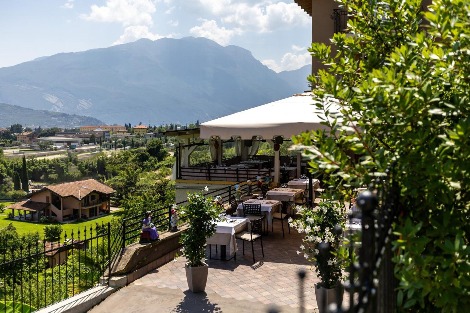 Agritur Eden Marone Villa ริวาเดลการ์ดา ภายนอก รูปภาพ